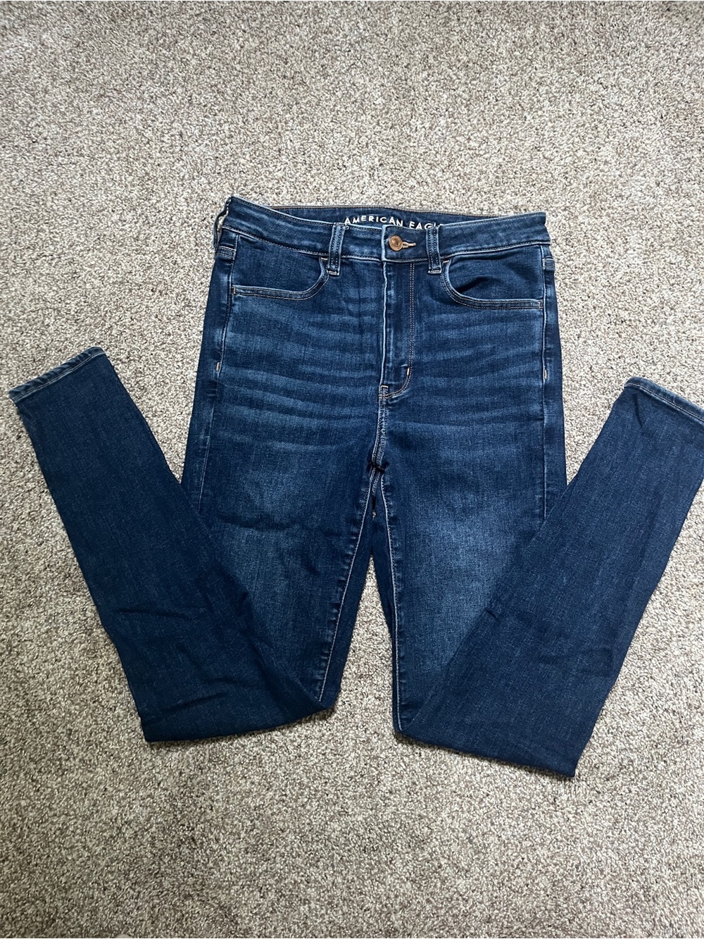 American Eagle Outfitters Women’s Dark Wash Skinny Jeans
